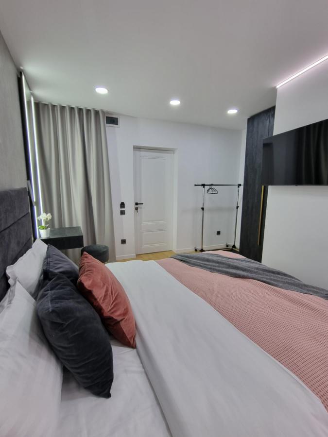 Casa Chiper - Apartament Etaj 1 Brassó Kültér fotó